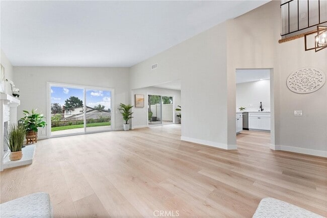 Photo - 3620 Sherwood Dr House