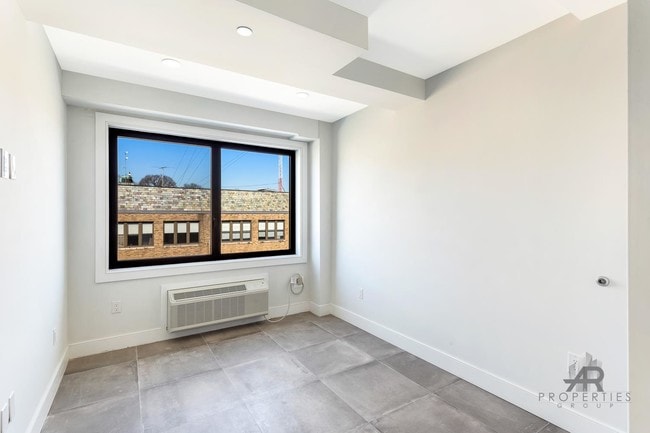 Building Photo - 177-18 Wexford Terrace