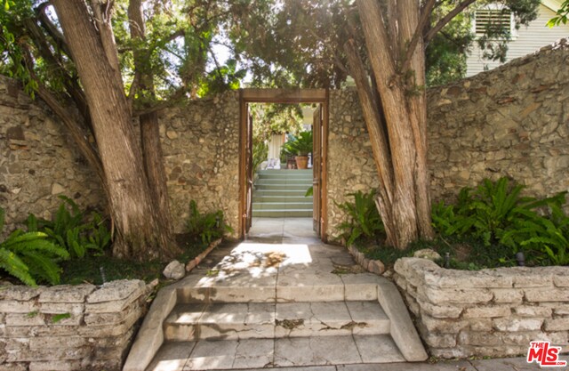 Foto principal - 1401 N Harper Ave