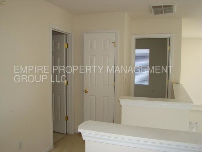 Building Photo - 208 Lawson Dr