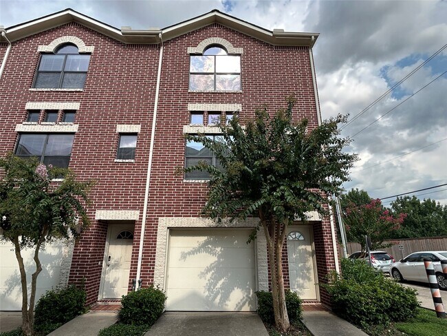 Foto del edificio - 3501 Link Valley Dr.