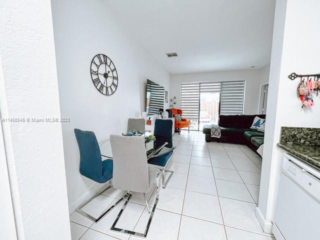 Foto del edificio - 11216 SW 236th St