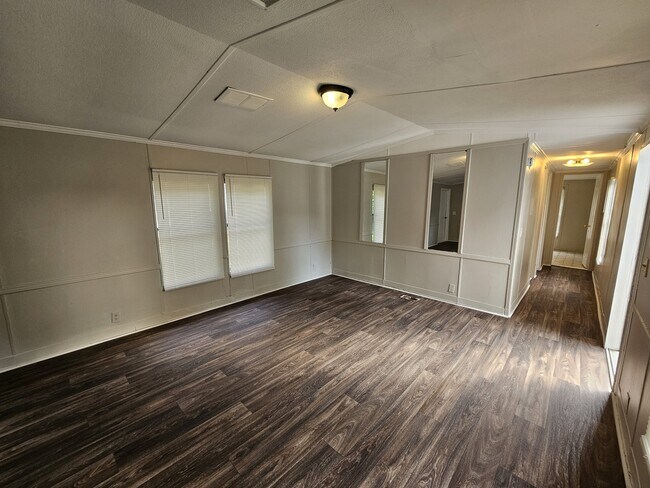 Foto del edificio - 146 Duncanwood Dr