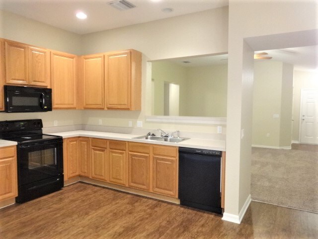 Foto del edificio - 13514 Red Ear Ct