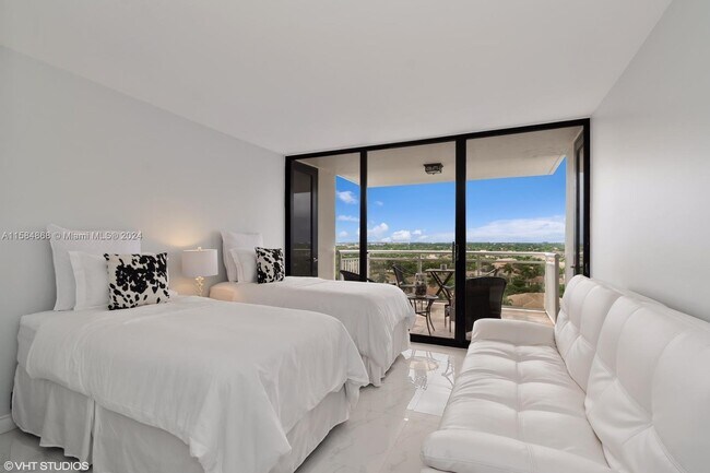 Building Photo - 1600 South Ocean Drive Apt #11B, Hollywood...