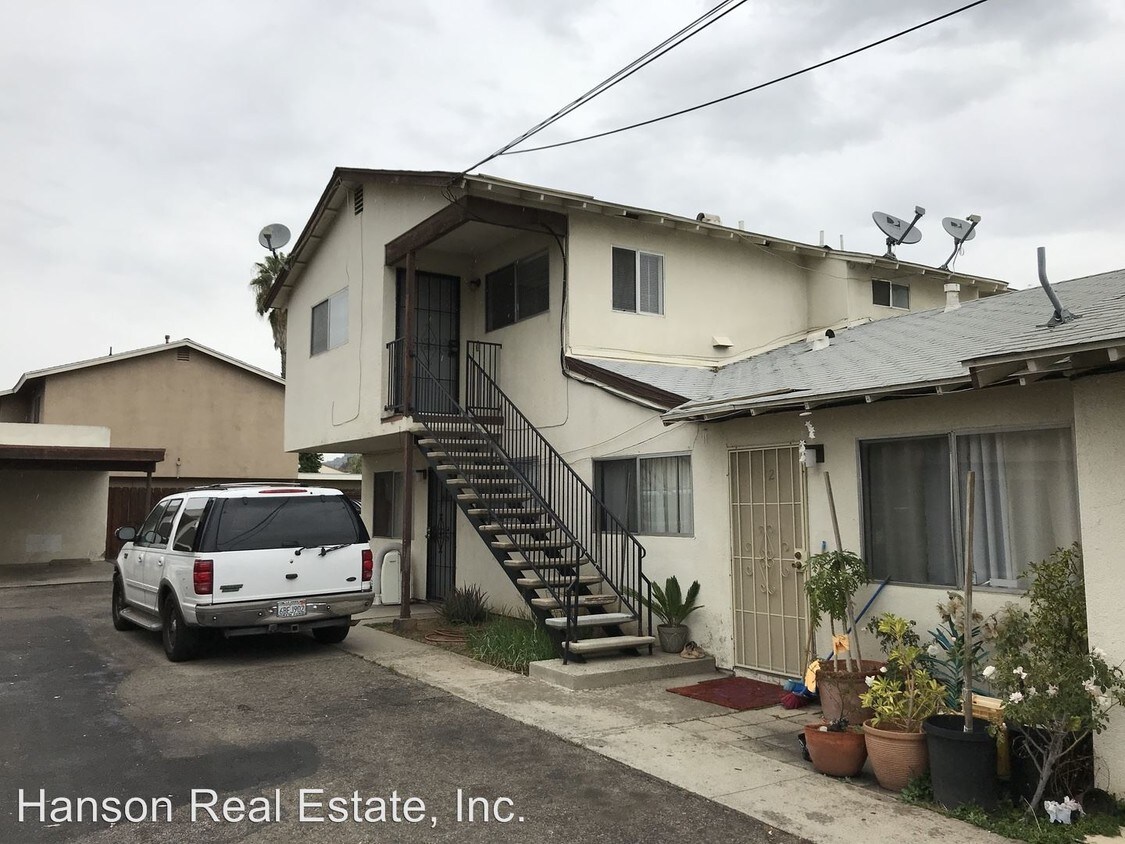 Primary Photo - 706 E Mission Ave