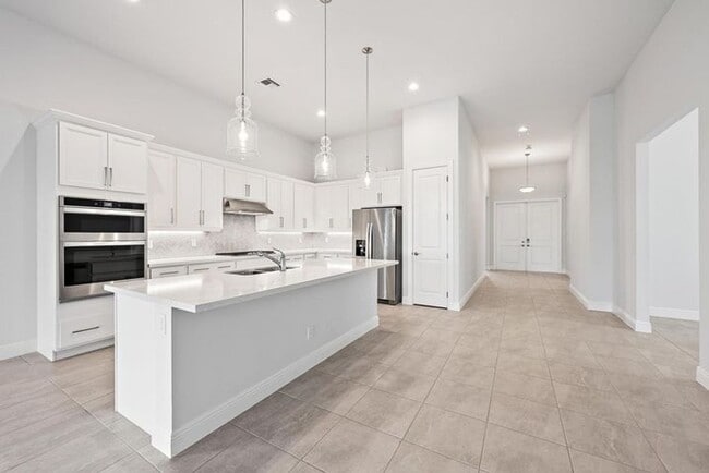 Building Photo - 12541 Nautilus Cir