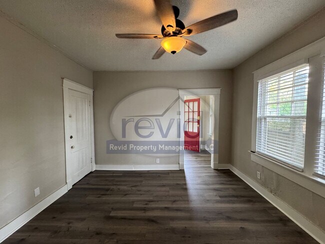 Photo - 1916 Felix Ave Apartment