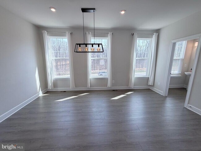 Foto del edificio - 10825 Foxtrot Cir