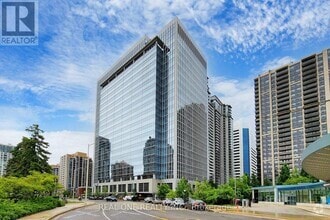 Building Photo - 2907-4968-4968 Yonge St