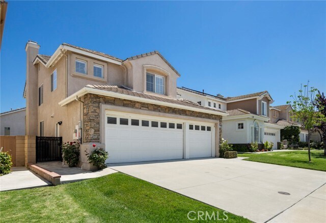 Foto del edificio - 15863 Silver Springs Dr
