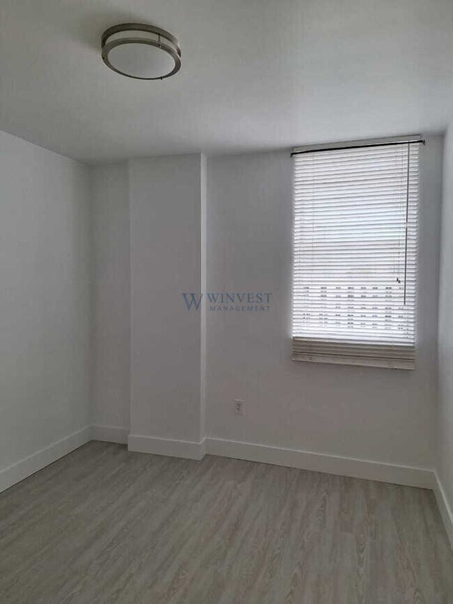 Foto del edificio - 115 SW 11th St