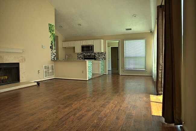 Building Photo - 7219 Caddo Lake Ln
