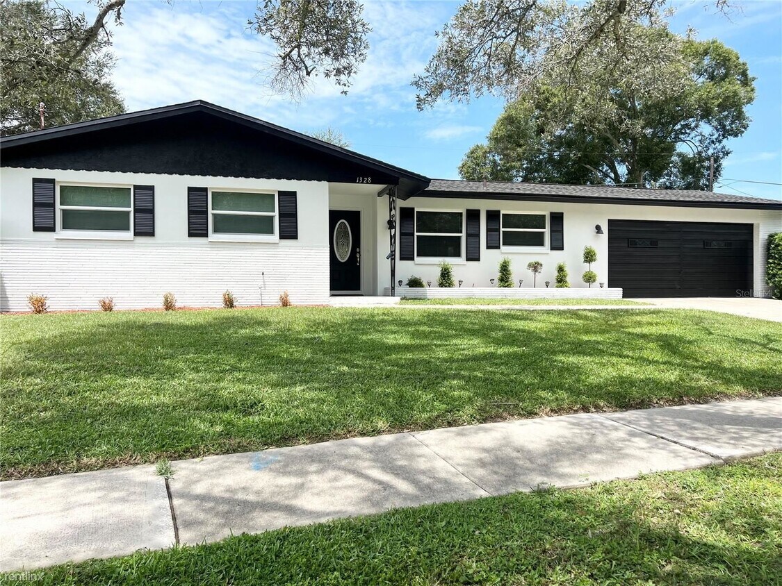 1328 Ranchwood Dr, Clearwater, FL 33764 House Rental in Clearwater