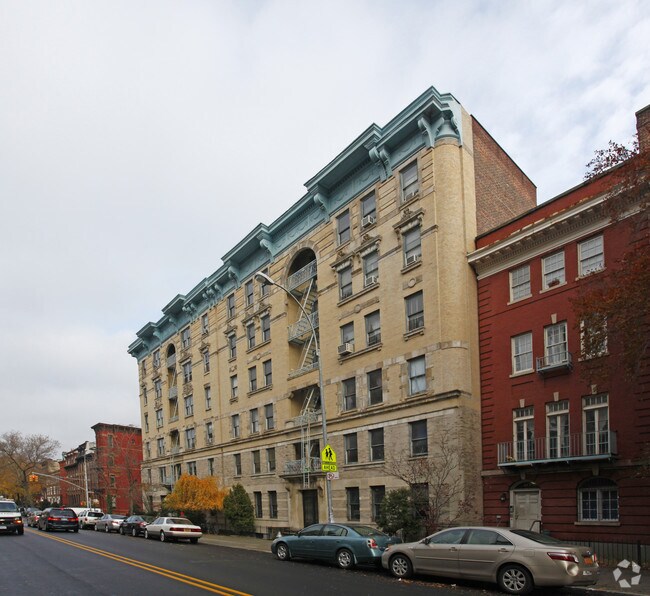 475 Washington Ave, Brooklyn, NY 11238 Apartments Brooklyn, NY