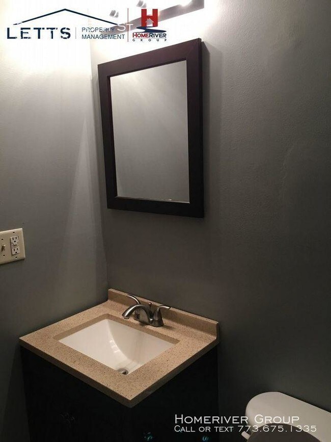 Foto del edificio - 3 bedroom in Sauk Village IL 60411