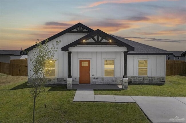 Building Photo - 1505 Unity Dr