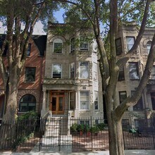 Building Photo - 1132 W Wrightwood Ave