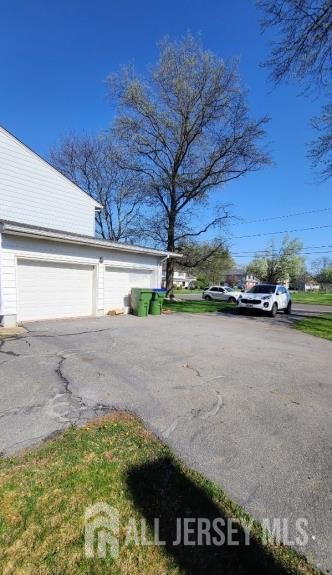 Foto del edificio - 29 Ventnor Dr