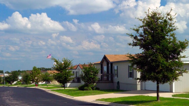 Building Photo - Boulder Ridge