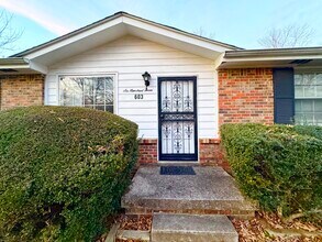 Building Photo - 603 Chestnut Ridge Dr