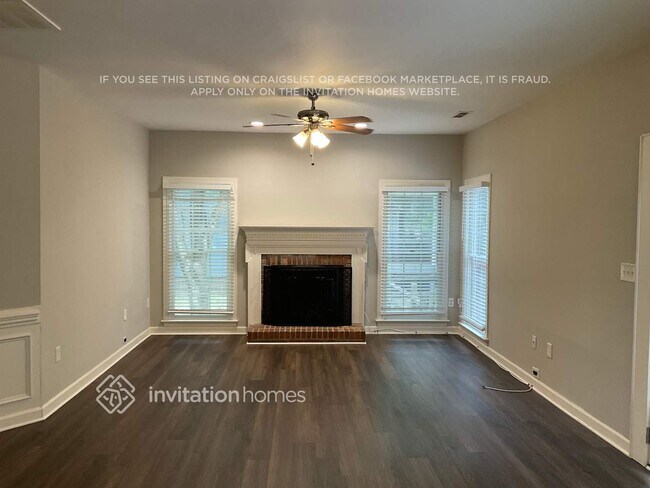 Foto del edificio - 6437 Dawnmist Ln