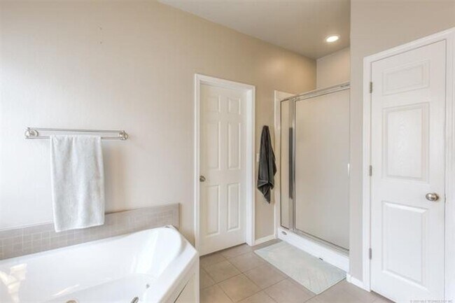 Foto del edificio - 11504 East 103rd St N
