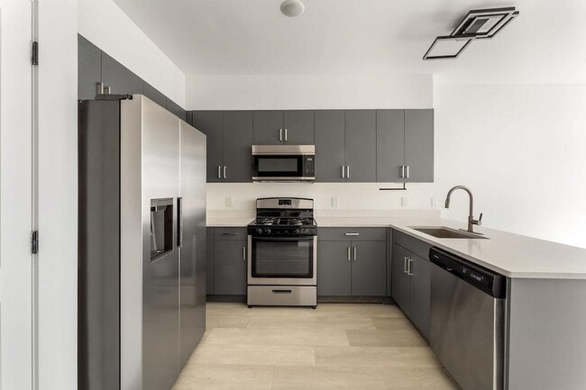 Foto del edificio - 43-45 W 32nd ST Unit 503