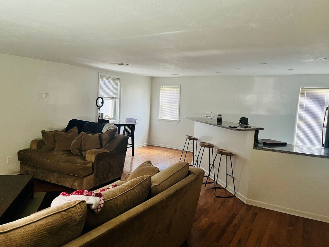 Foto principal - 911 Galveston Ave