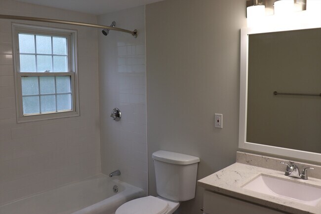 Foto del edificio - 117 Central St