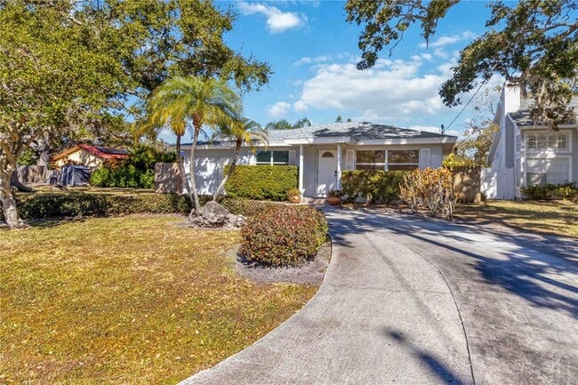 Foto del edificio - 14863 Sunset Dr