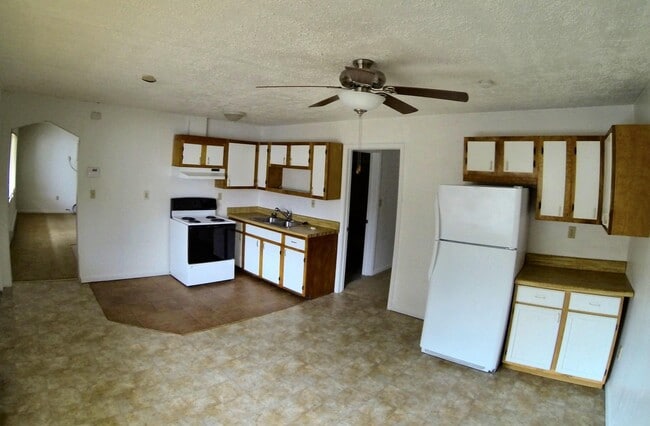 Foto del edificio - 11th Bay Colonies