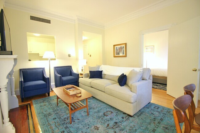 Foto del edificio - 387 Commonwealth Ave