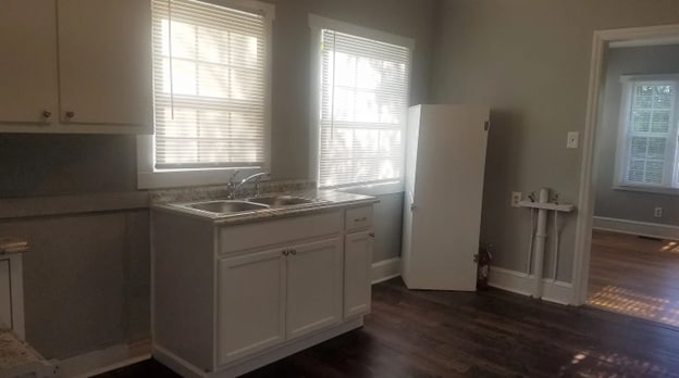 Foto del edificio - Spacious 3 Bedroom Home