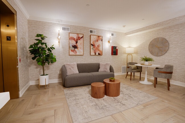 Foto del edificio - 1781 Tudor Ln