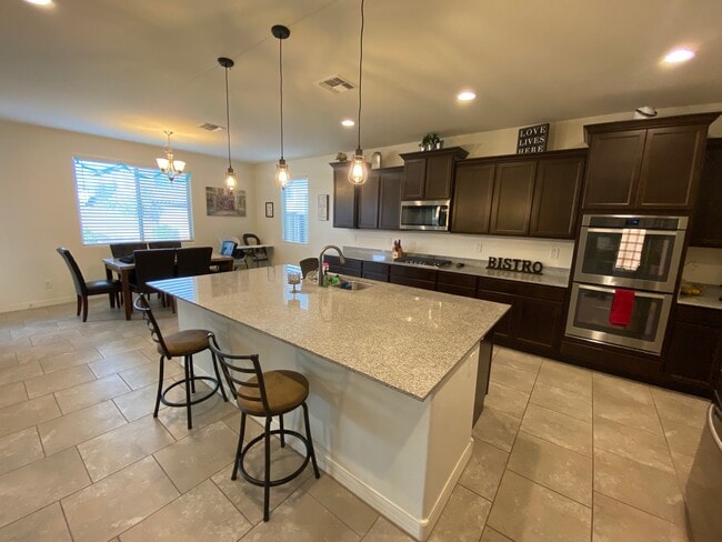 Building Photo - 22868 E Desert Hills Dr