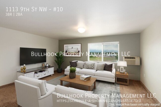 Building Photo - Welcome to this move-in-ready 3 bed, 1- 1/...