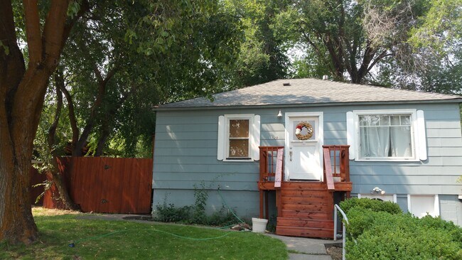 Building Photo - 1520 California Ave