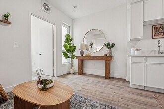 Interior Photo - LEASE UP