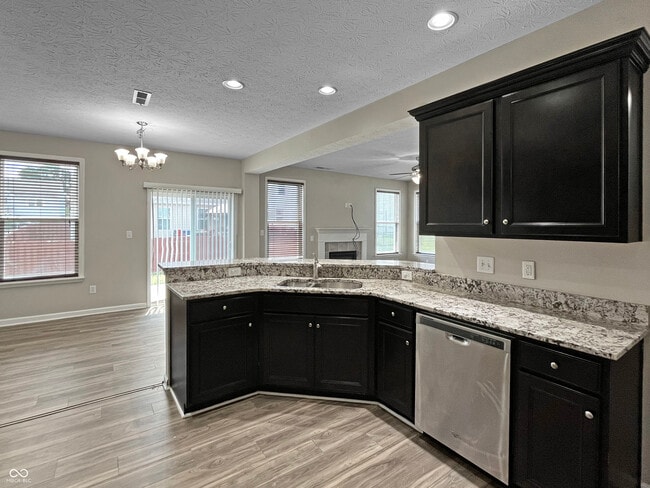 Building Photo - 5775 Waterstone Wy