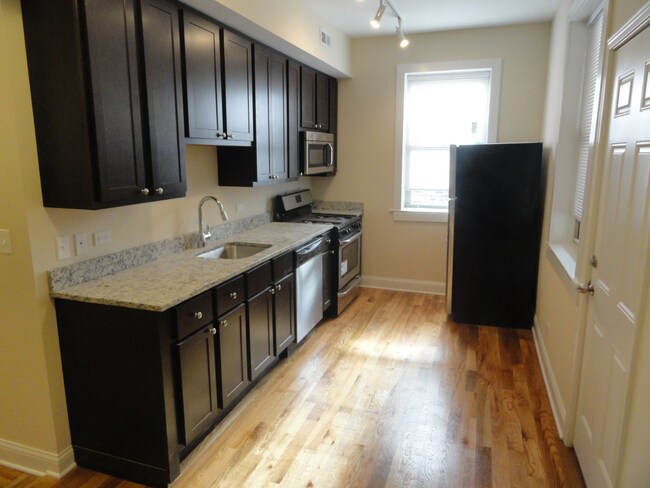 Foto del edificio - 4846 N Drake Ave