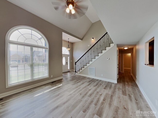 Building Photo - 646 Fox Hound Dr