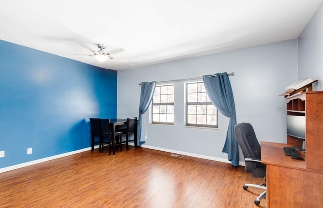 Building Photo - 7250 Eastmoor Dr