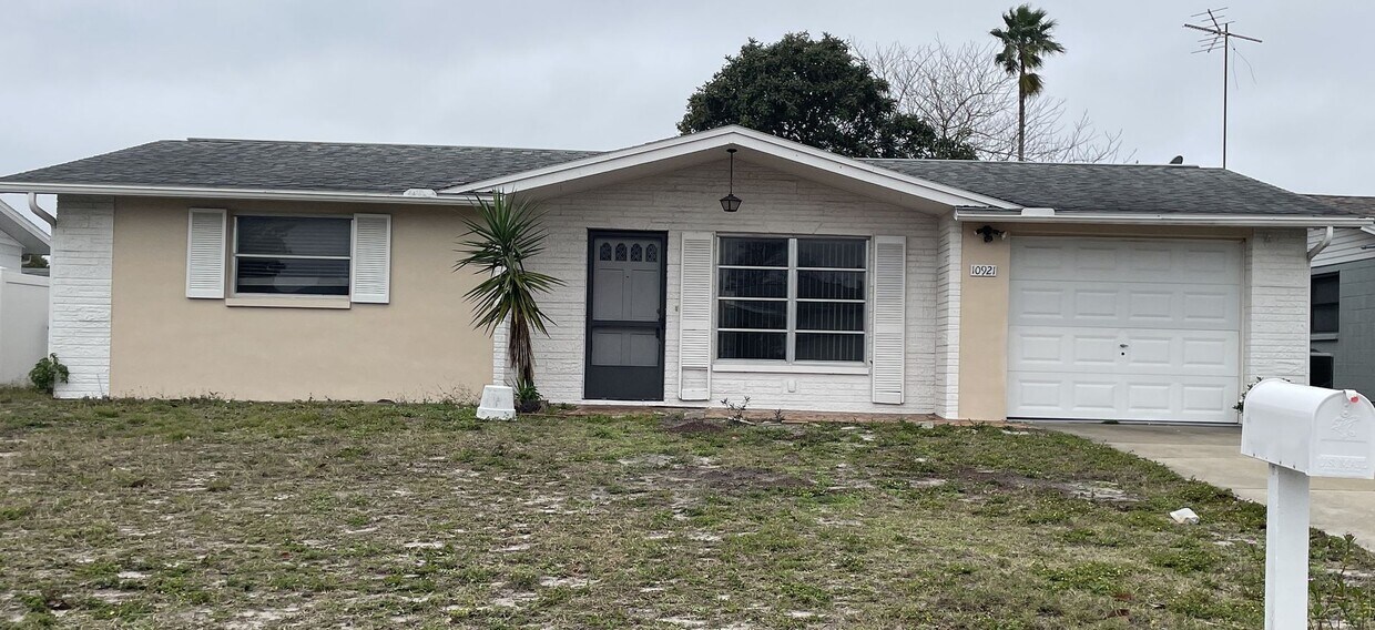 Foto principal - 2/1 in Port Richey