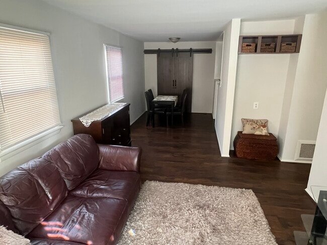 Building Photo - 1751 Anderson Road