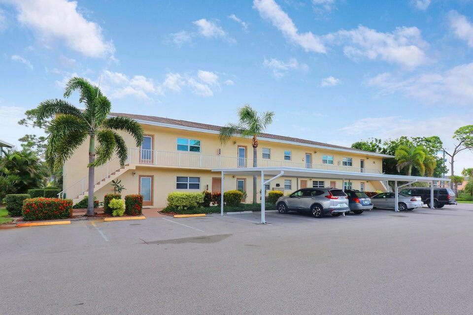 Primary Photo - 2950 SE Ocean Blvd