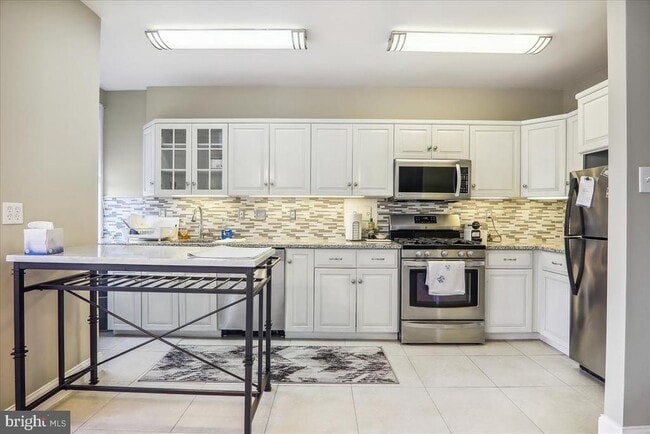 Building Photo - 10500 ROCKVILLE PIK