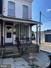 Building Photo - 400 Printz St