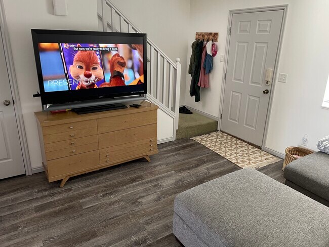 Foto del edificio - 440 Raven Way