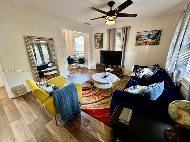 Foto del edificio - 1710 NE 5th Ct